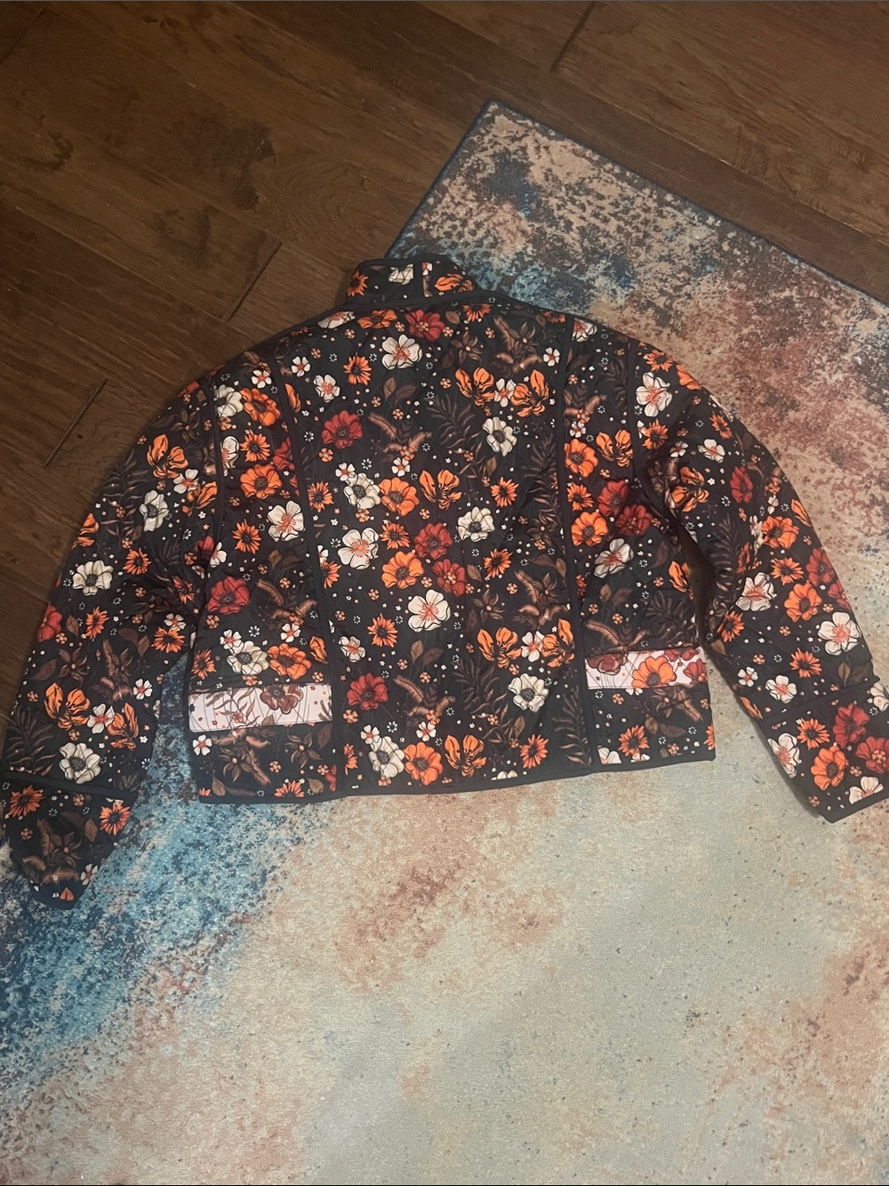 REVERSIBLE Women’s Simply Southern Quilted Floral Jacket with Orange Accents - Picture 6 of 8